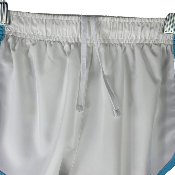 Nike Women’s White with Blue Trim Tempo Dry Core 3” Running Small Shorts NWT - Picture 5 of 6